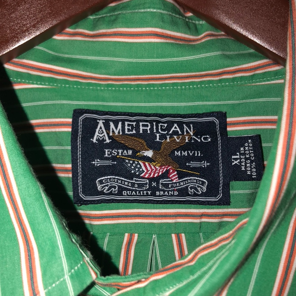 Men’s Button Up - Picture 2 of 3